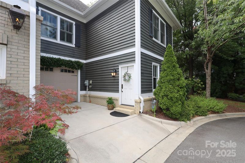 2052 Euclid Ave, Charlotte, NC 28203