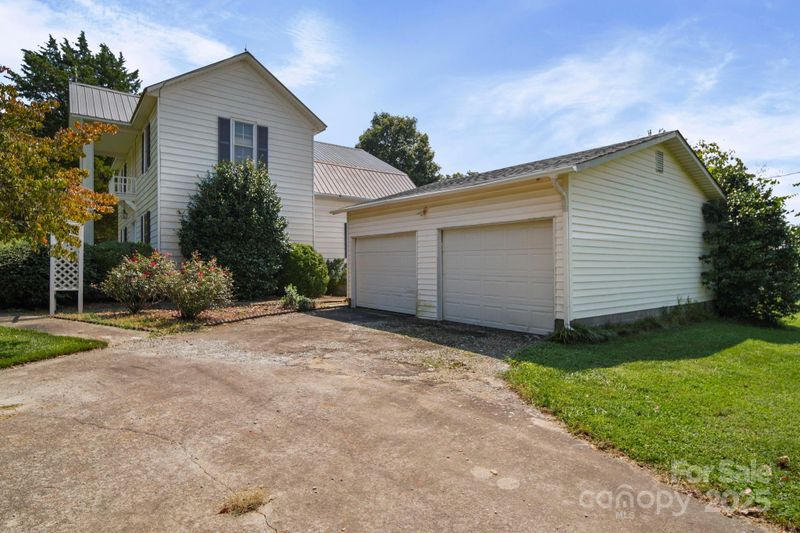 110 Sprinkle Rd, Statesville, NC 28625