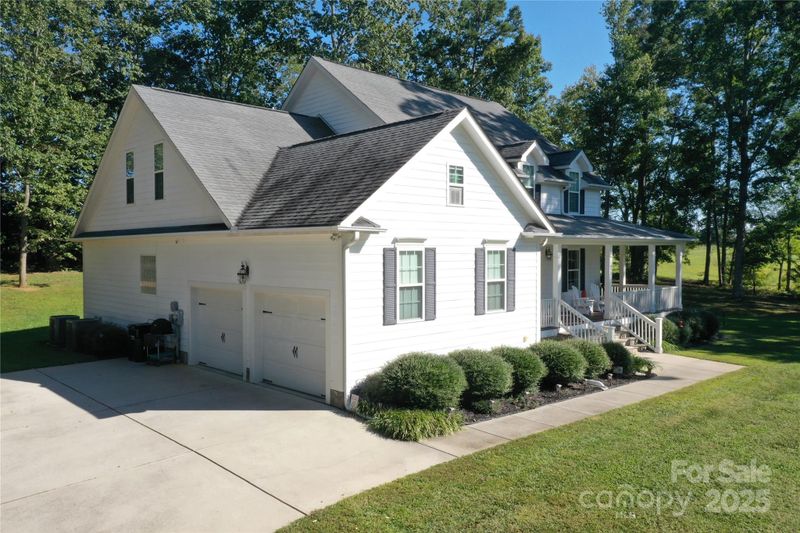1452 Kinks Dr, Maiden, NC 28650