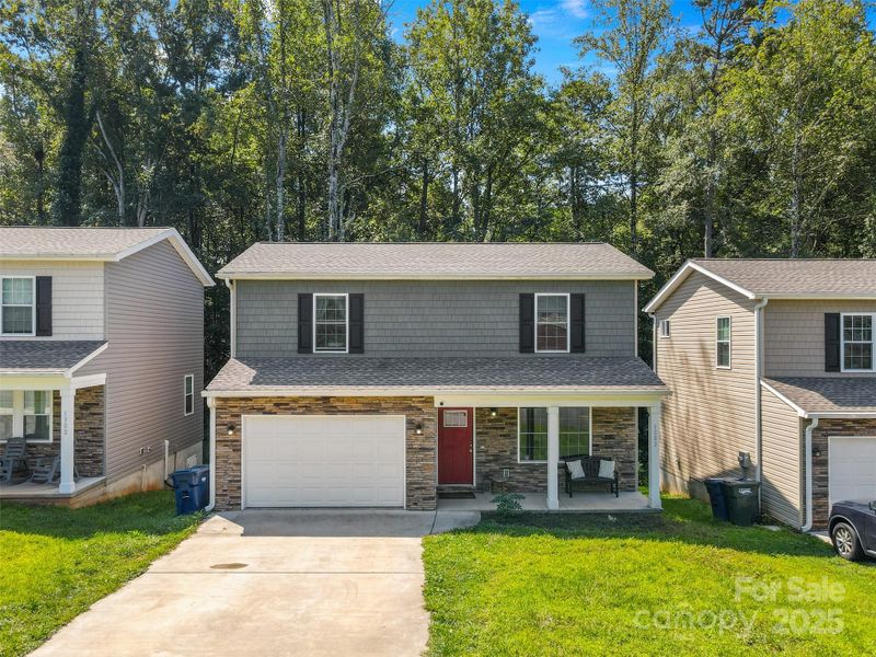 1282 26th Ave NE, Hickory, NC 28601