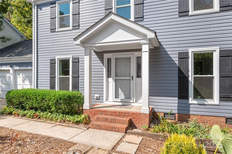 2038 Trowbridge Ct, Charlotte, NC 28270