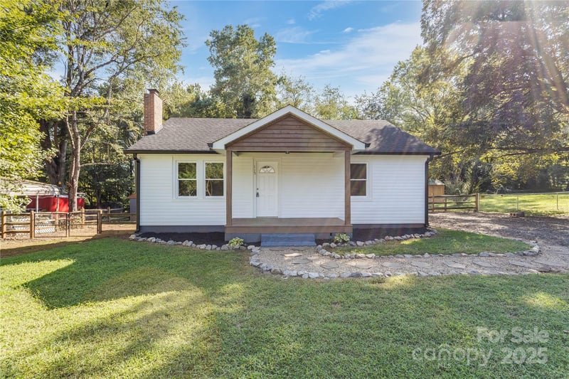 115 Church St, High Shoals, NC 28077