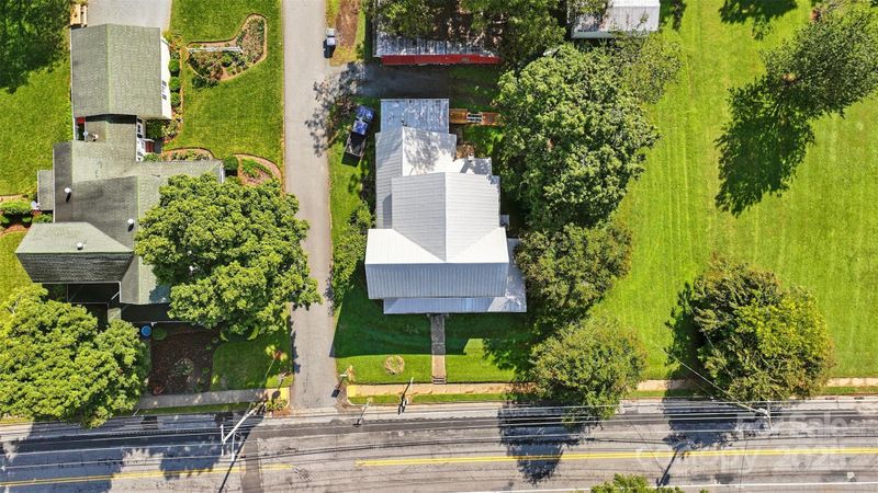 823 N Main St, Mount Pleasant, NC 28124