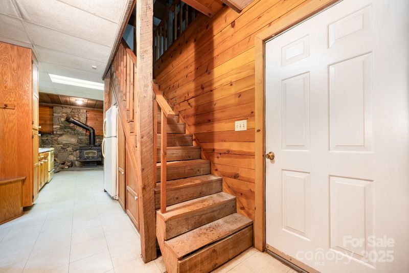 1422 Ring Tail Rd, Claremont, NC 28610