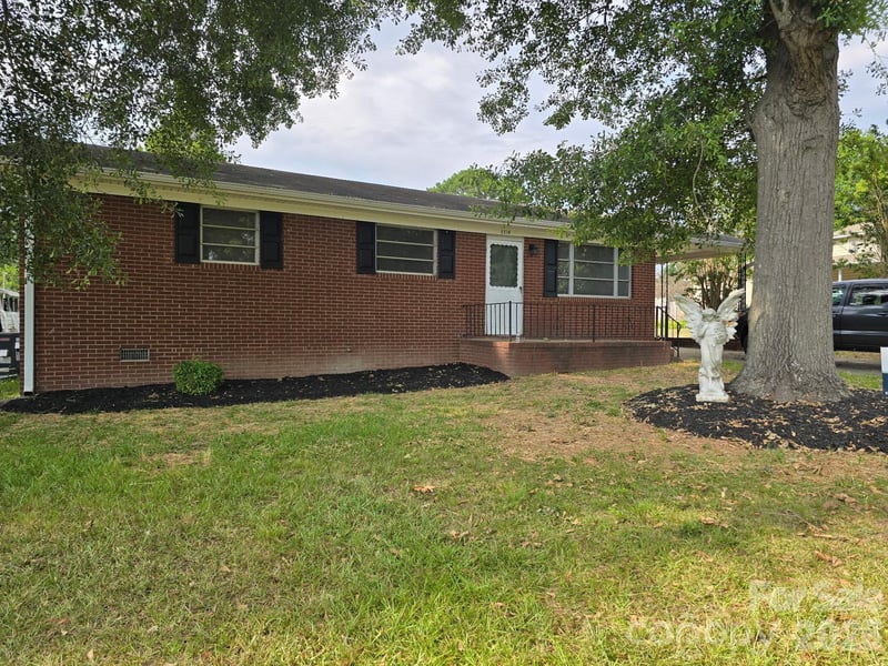 2218 W 5th Ave, Gastonia, NC 28052