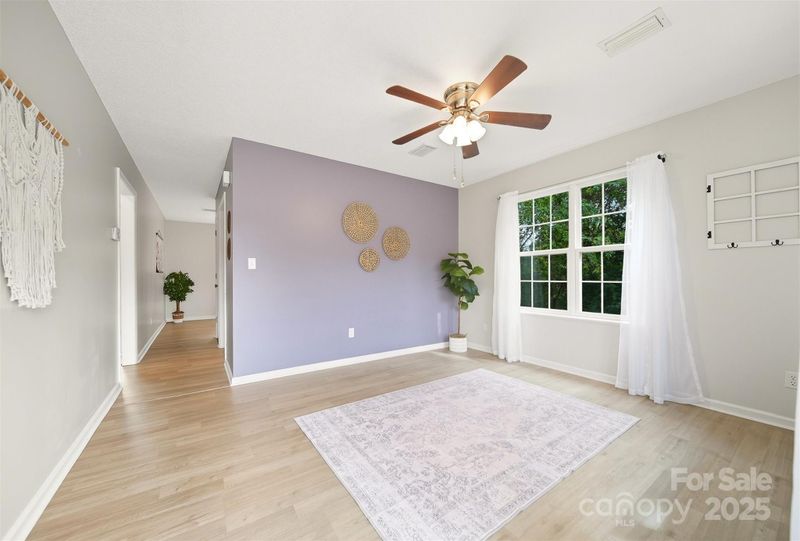 102 Brandywine Dr NE #H6, Conover, NC 28613