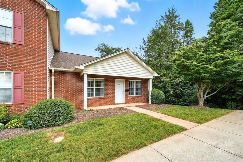 102 Brandywine Dr NE #H6, Conover, NC 28613