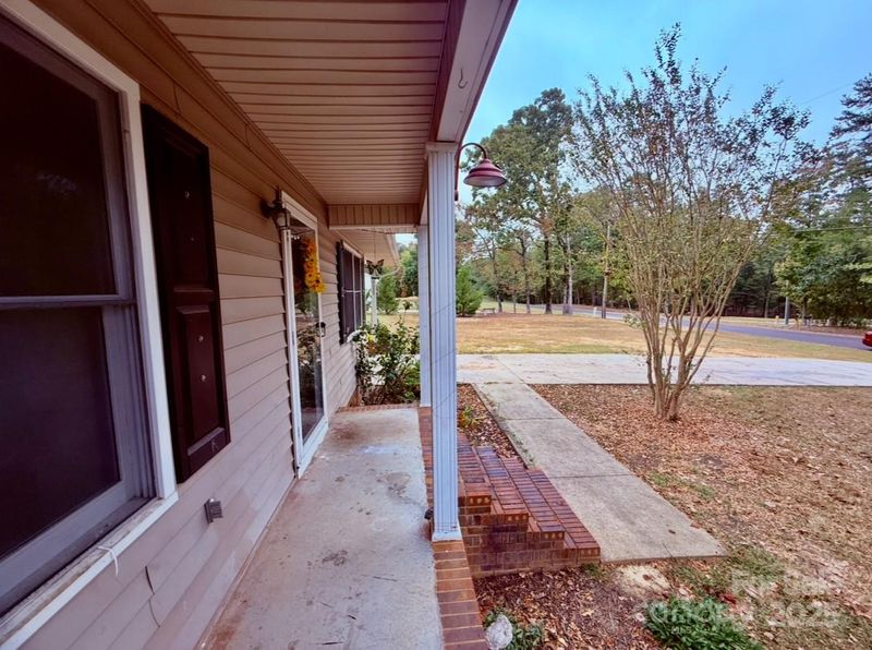 2827 Kendlewood Dr, Lancaster, SC 29720