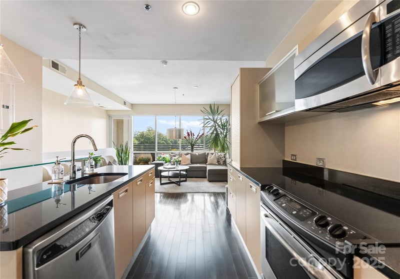 1133 Metropolitan Ave #601, Charlotte, NC 28204