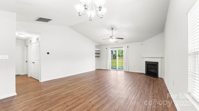 11790 Thurber St, Midland, NC 28107