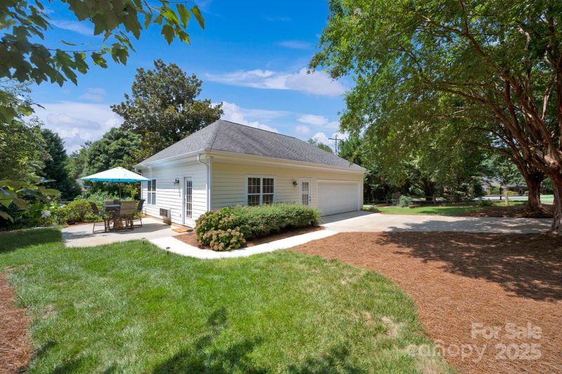 19577 Meta Rd, Cornelius, NC 28031