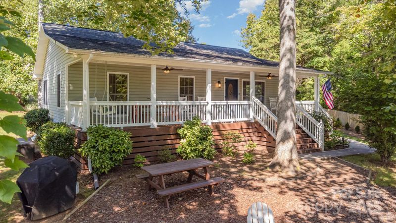 8410 Slate St, Terrell, NC 28682