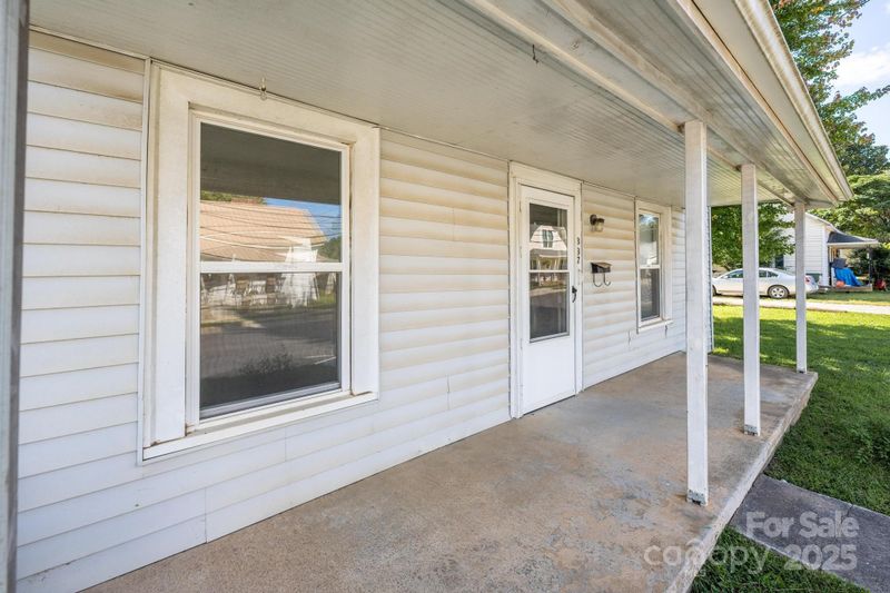 337 Brawley Ave, Mooresville, NC 28115