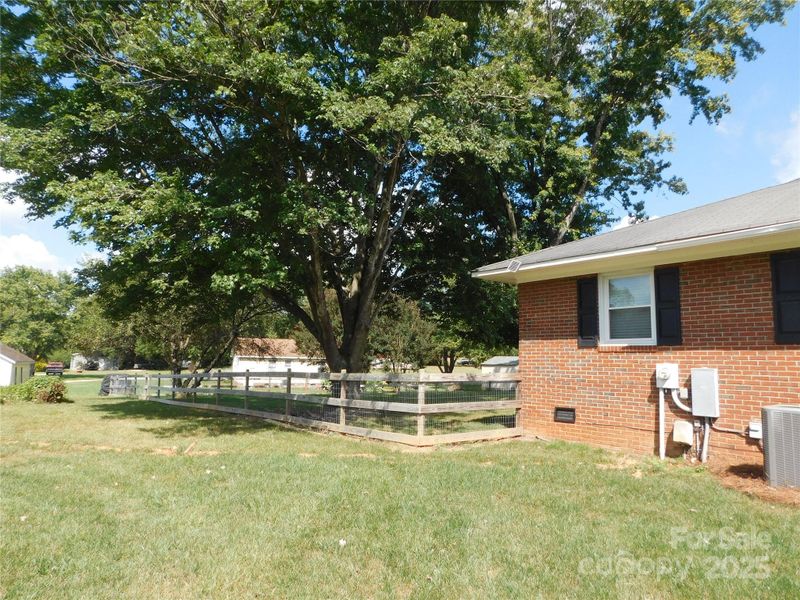 2222 Honeycutt Simpson Rd, Monroe, NC 28110