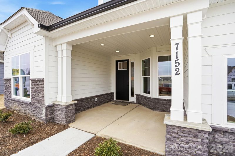 7152 Bil Mar Dr, Harrisburg, NC 28075