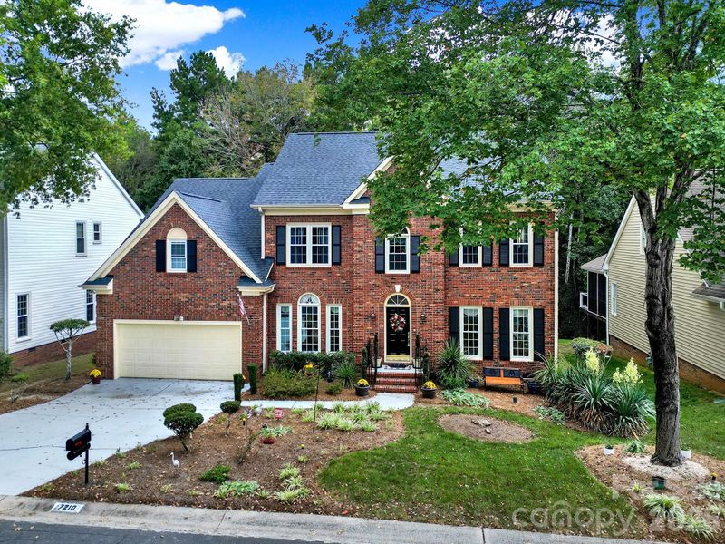 7210 Broadford Ct, Charlotte, NC 28277
