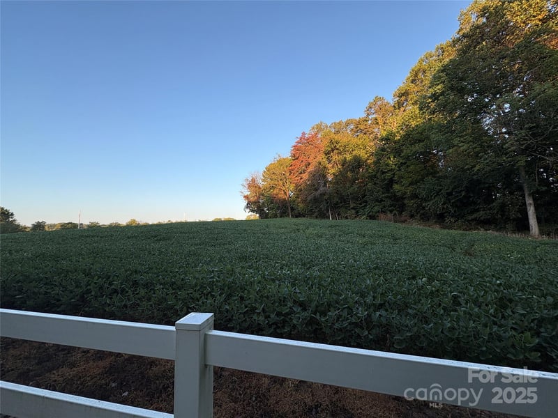 353 Sloans Mill Rd, Olin, NC 28660
