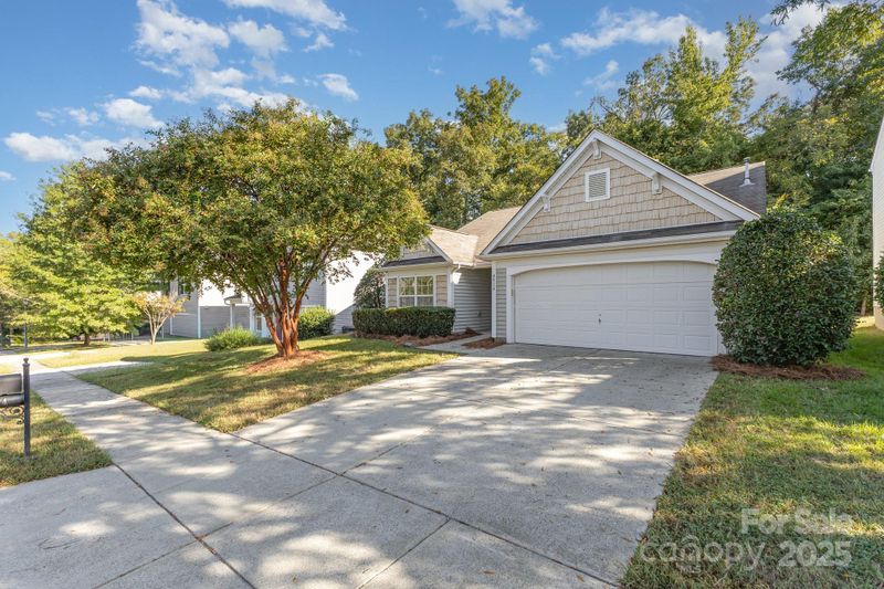 4514 Dalbeth St, Charlotte, NC 28213