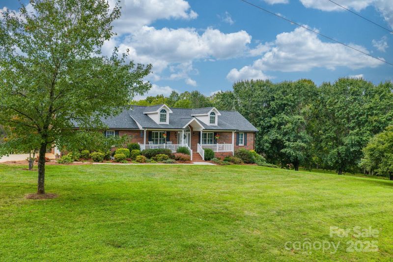 6487 River Bend Rd, Claremont, NC 28610