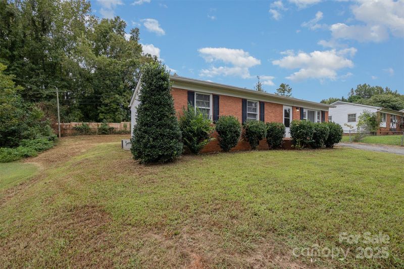 3613 Hamilton Dr, Gastonia, NC 28052