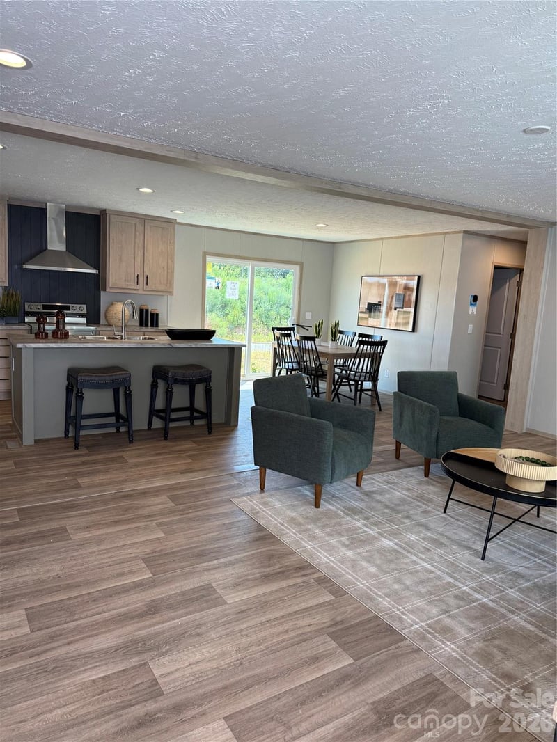 516 Lake Mullis Rd, Harmony, NC 28634