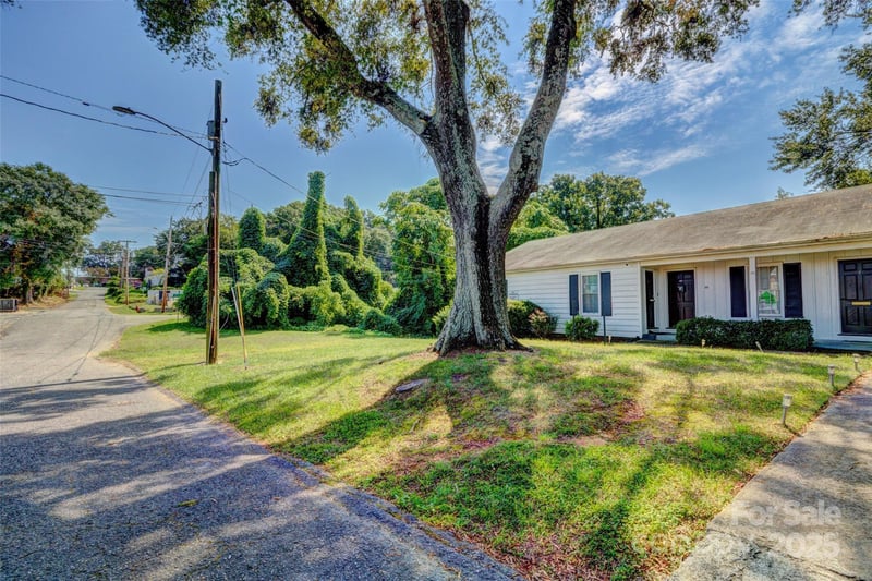 619 E Price Ave, Gastonia, NC 28054