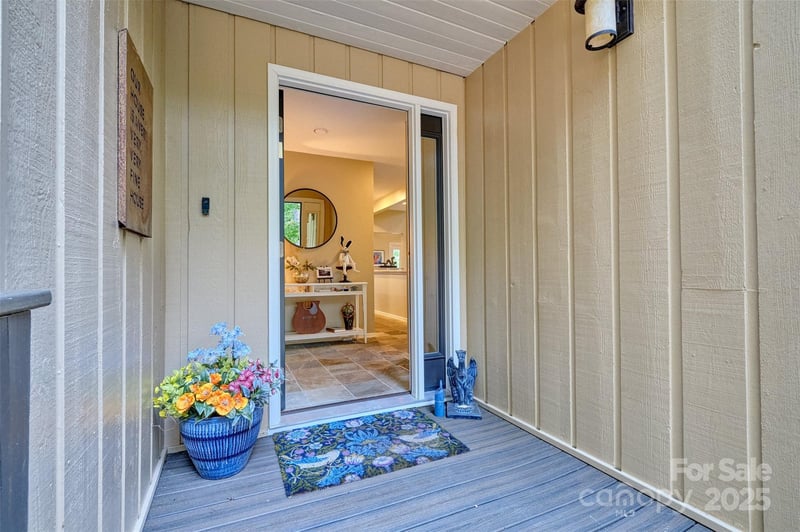 131 Whispering Pines Dr, Lake Wylie, SC 29710