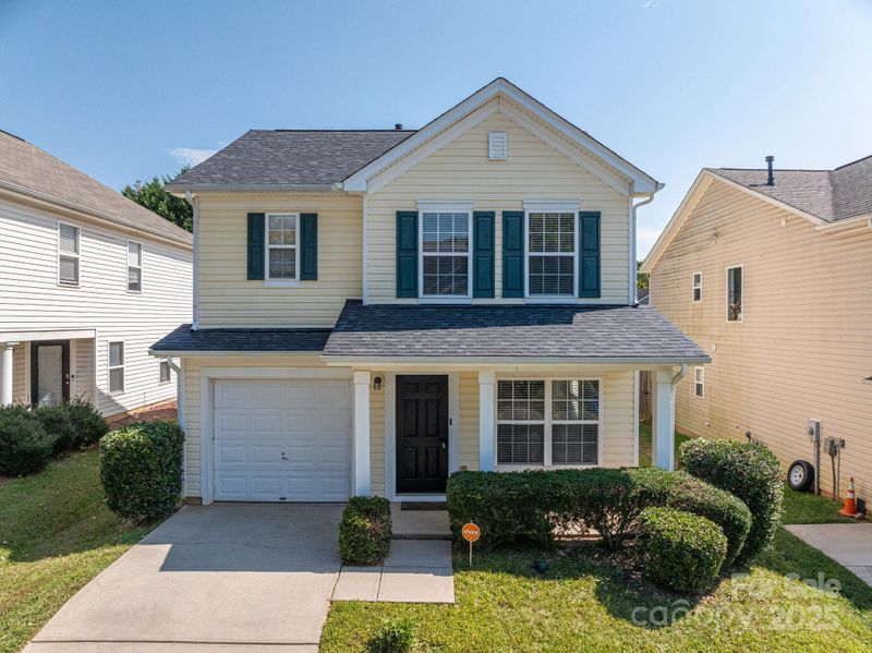 1012 Kings Mountain Ln, Gastonia, NC 28054