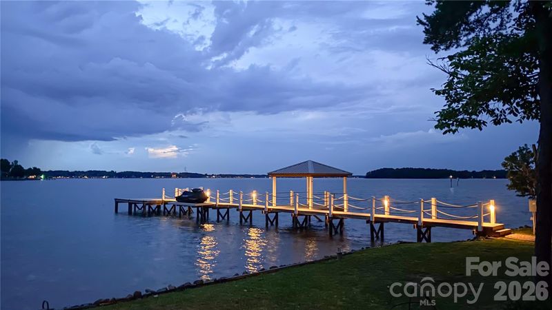 8293 Luckey Point Rd, Denver, NC 28037