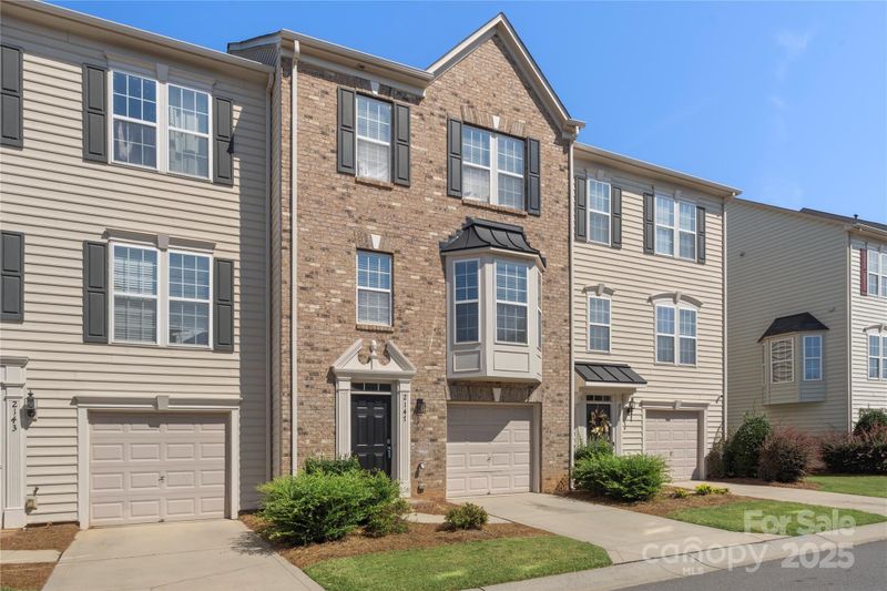 2147 Belle Vernon Ave, Charlotte, NC 28210