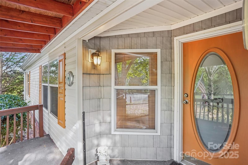 528 Preston Brooks Dr, Catawba, SC 29704