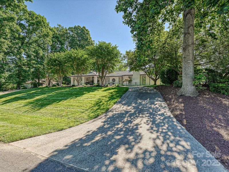 169 Spring Run Dr, Mooresville, NC 28117