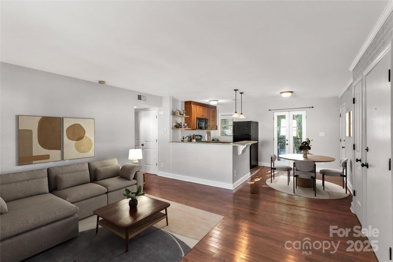 4923 Park Rd #E, Charlotte, NC 28209
