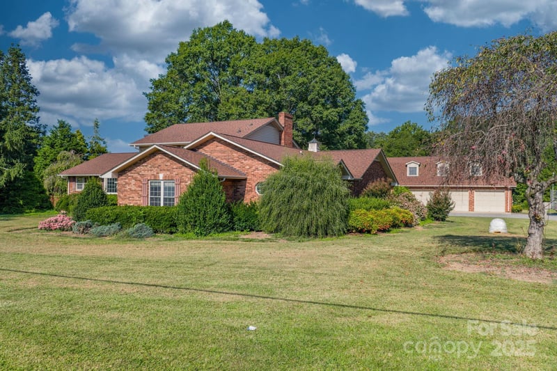 2551 Buffalo Shoals Rd, Catawba, NC 28609