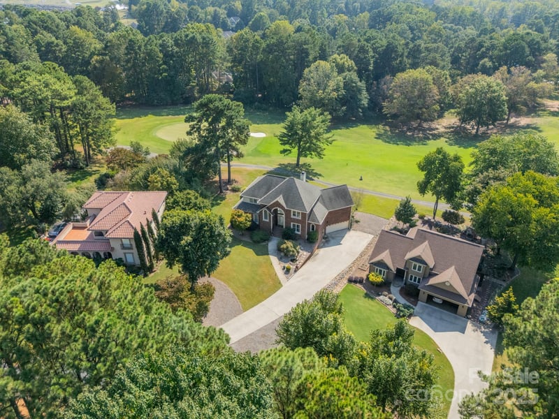 8030 Ravenwood Ln, Stanley, NC 28164