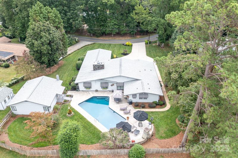 3125 Lake Shore Rd S, Denver, NC 28037