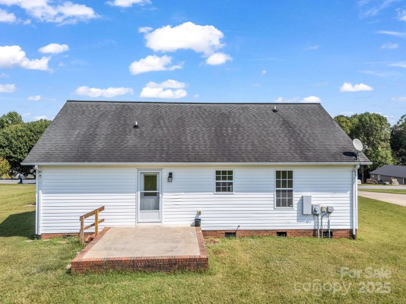 1643 Flag Ln, Vale, NC 28168