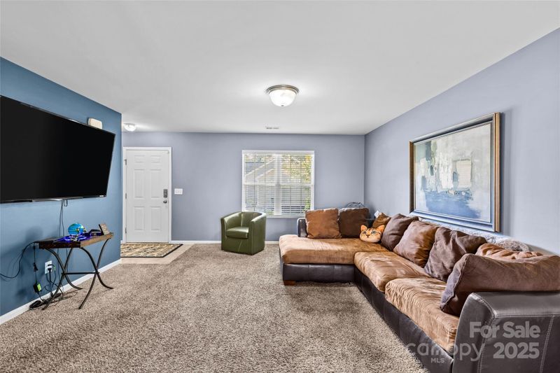 2213 Levisey Ln, Charlotte, NC 28269