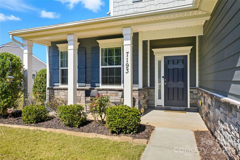 7193 Adirondack Dr, Denver, NC 28037