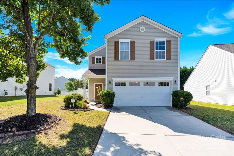 12418 Downy Birch Rd E, Charlotte, NC 28227
