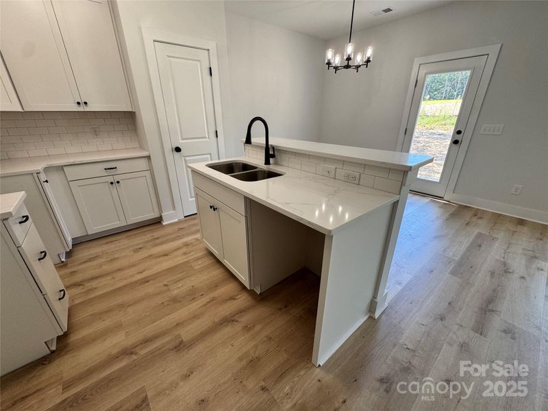 1002 Oak Hill Dr, Monroe, NC 28112