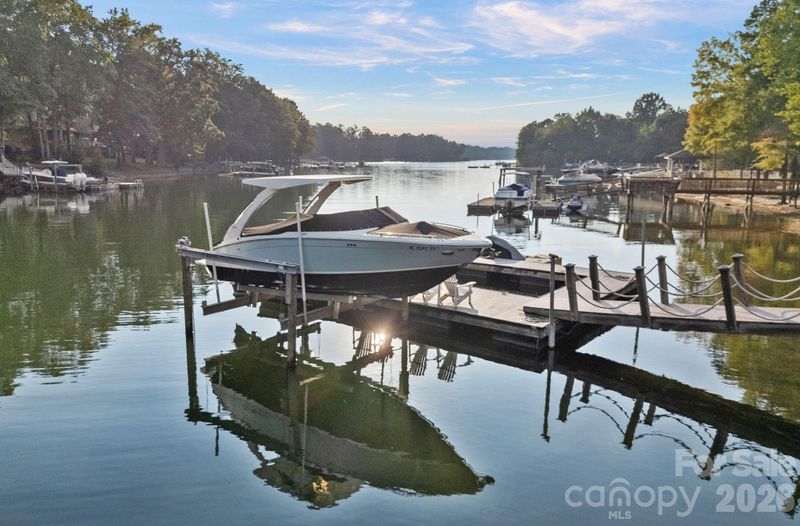 20517 Queensdale Dr, Cornelius, NC 28031