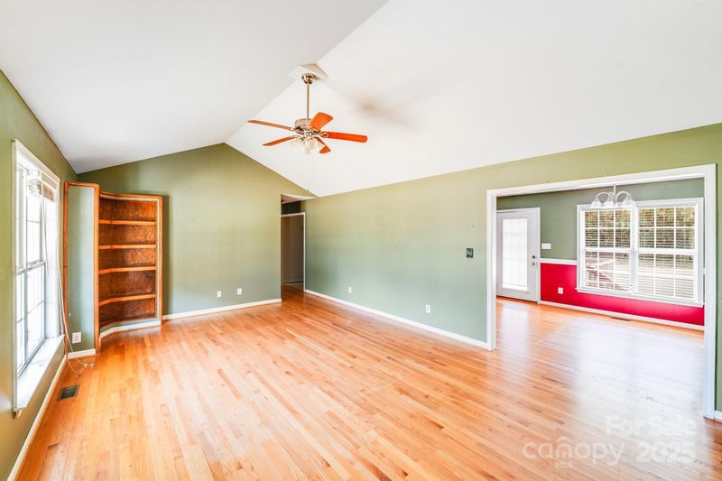 2300 Southbend Rd, Clover, SC 29710