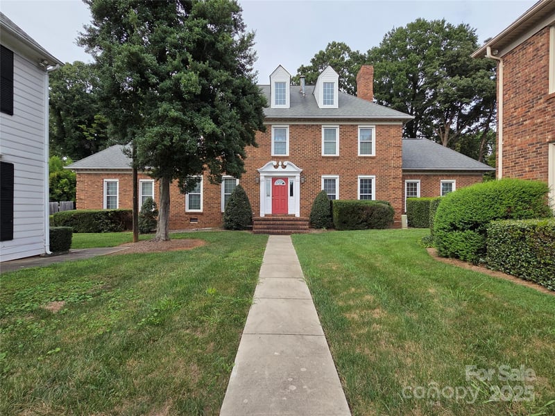 5511 Monroe Rd, Charlotte, NC 28212