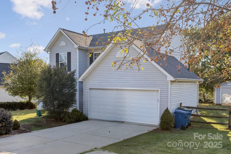 6922 Brandon Chase Ln, Concord, NC 28025