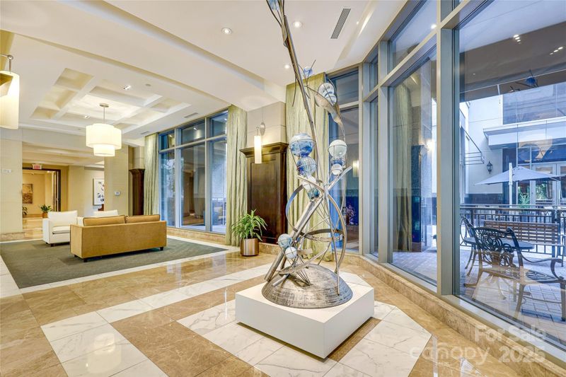 230 S Tryon St #309, Charlotte, NC 28202