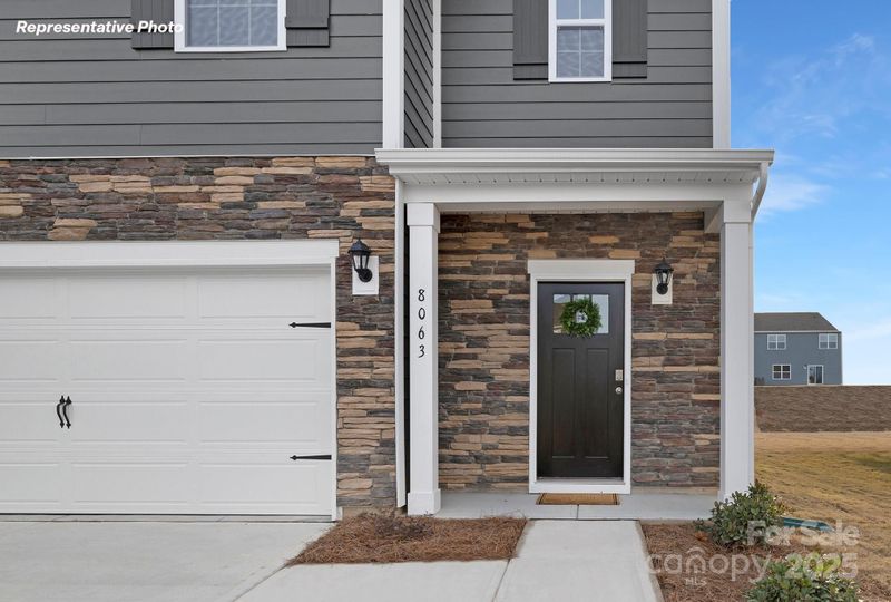 3739 Coleman Dr, Charlotte, NC 28215