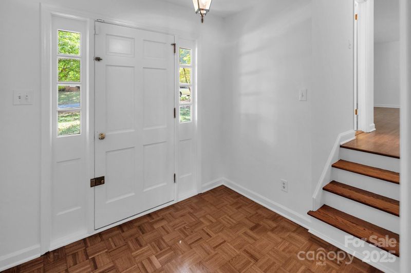 2901 Goneaway Rd, Charlotte, NC 28210