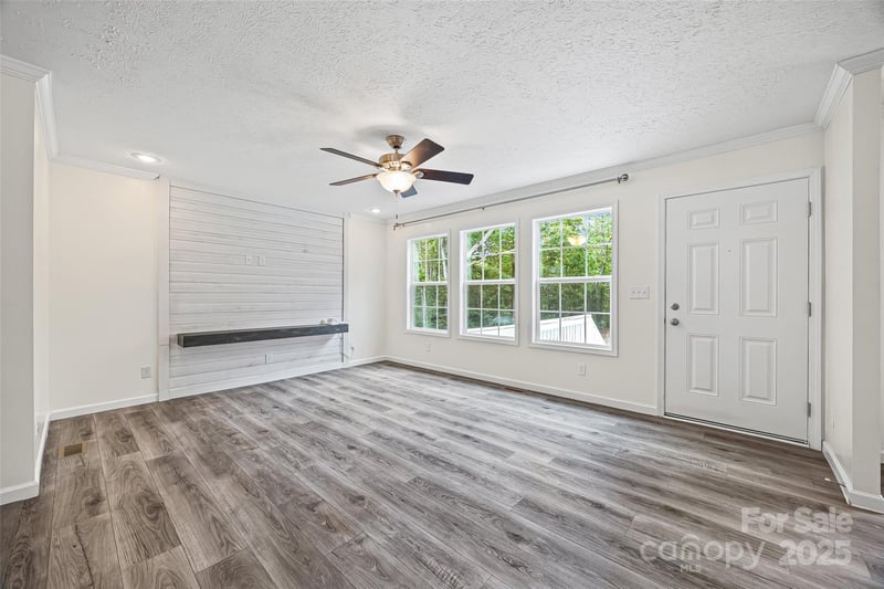 2025 Kisatchie Dr, Hickory Grove, SC 29717