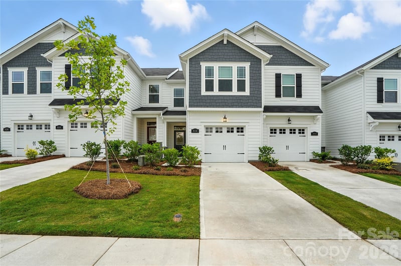 633 Cassidy Ct, Clover, SC 29710